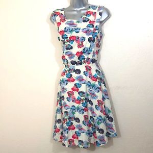 NWT Lavand Floral Dress Size S